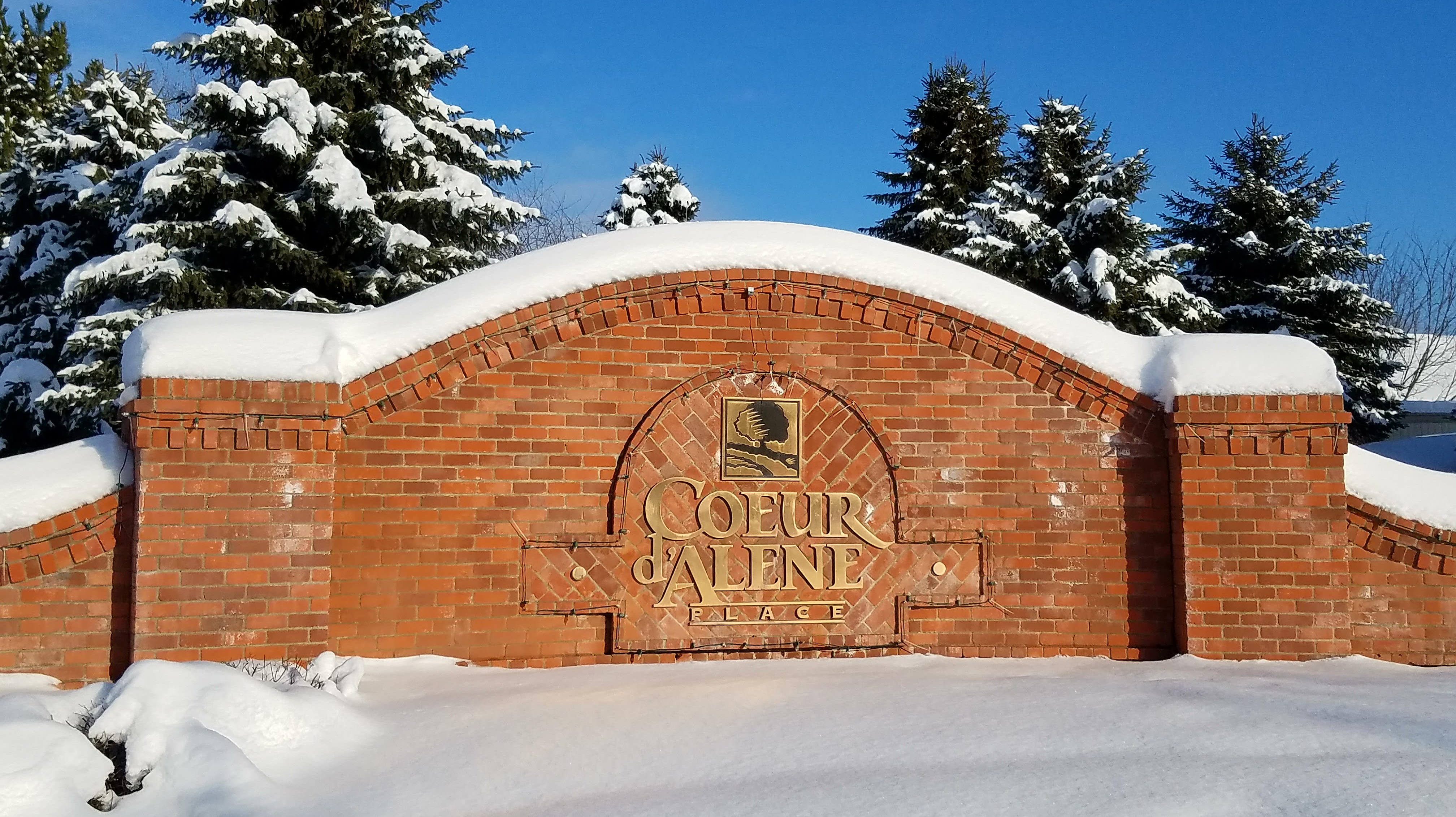 Coeur d'Alene Place neighborhood entrance sign